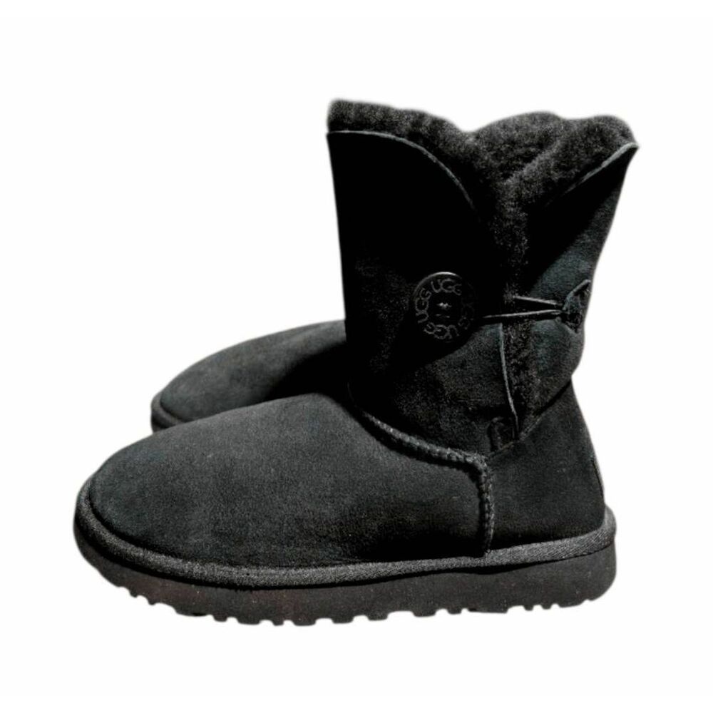 Ugg Bailey Button Winter Boot Size 7 - image 3